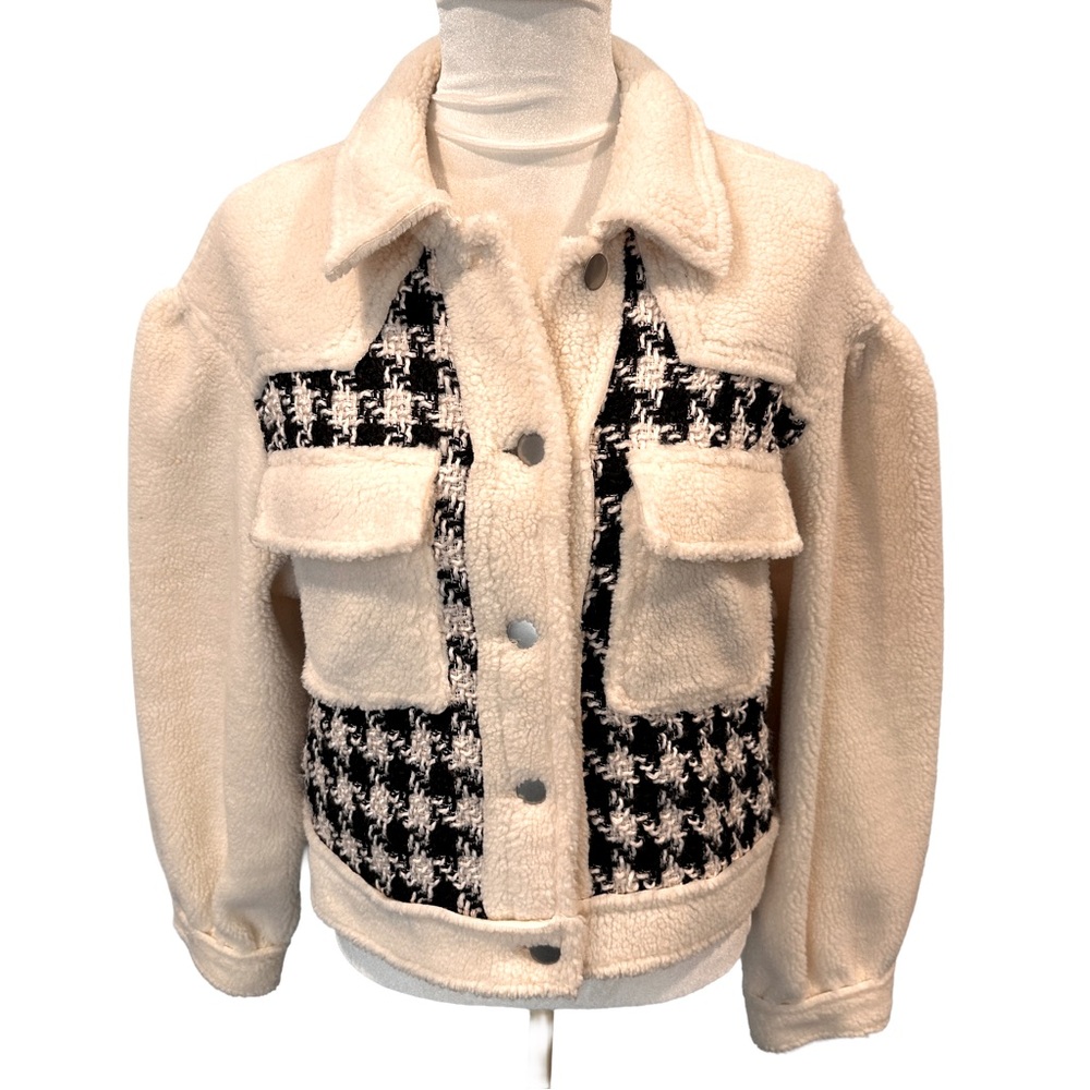 Grace + Karma‎ Cream and Black Houndstooth Fleece Teddy Jacket M